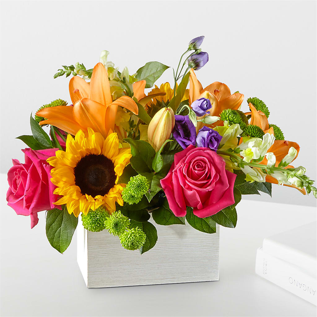 Best Day Box Bouquet – HELEN'S FLOWERS LLC, Radcliff KY