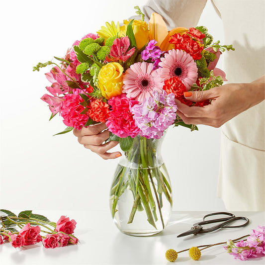 Cue the Confetti - A Florist Original – HELEN'S FLOWERS LLC, Radcliff KY
