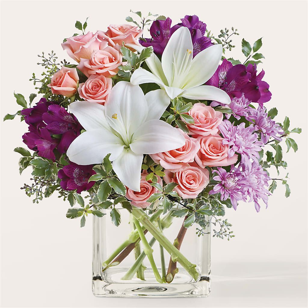 Mani Pedi Bouquet – HELEN'S FLOWERS LLC, Radcliff KY