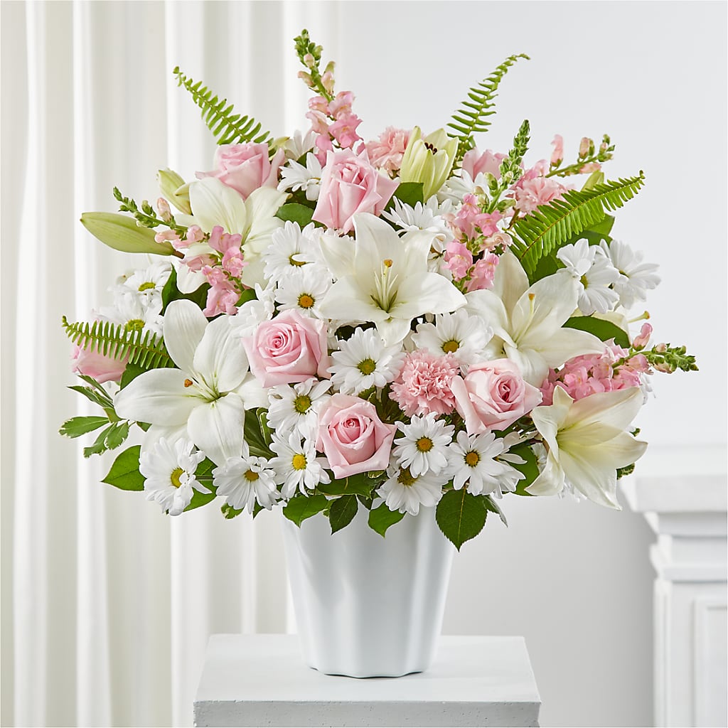 Soft Touch Tabletop Basket – HELEN'S FLOWERS LLC, Radcliff KY