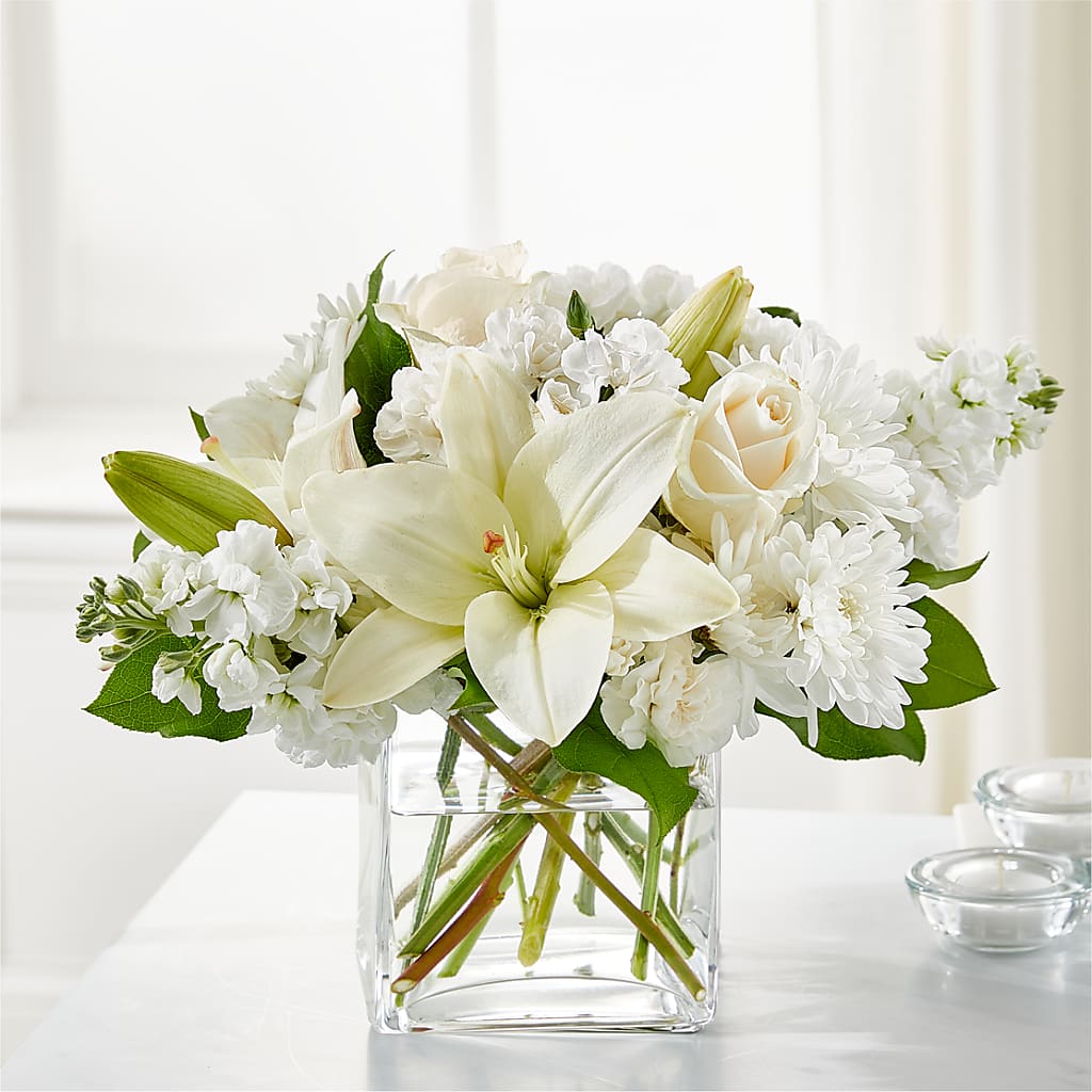 Gentle Breeze Bouquet – HELEN'S FLOWERS LLC, Radcliff KY