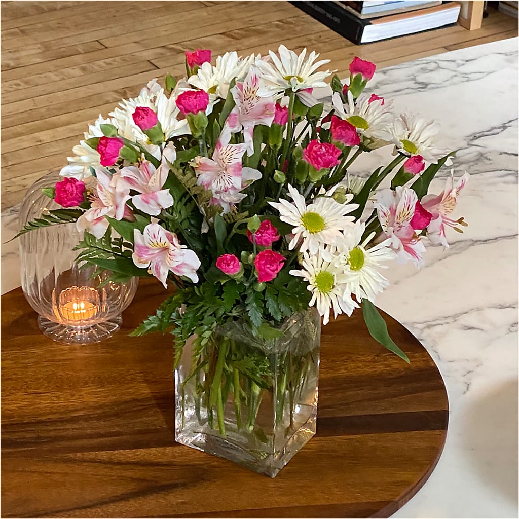 Sweet Surprises® Bouquet – HELEN'S FLOWERS LLC, Radcliff KY