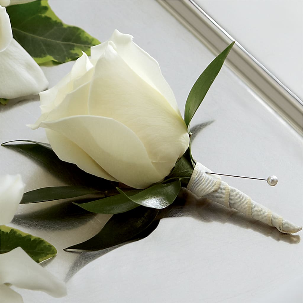 White Rose Boutonniere – HELEN'S FLOWERS LLC, Radcliff KY