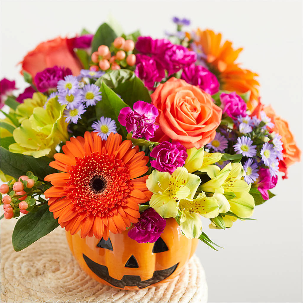 Tricks & Treats Pumpkin – HELEN'S FLOWERS LLC, Radcliff KY
