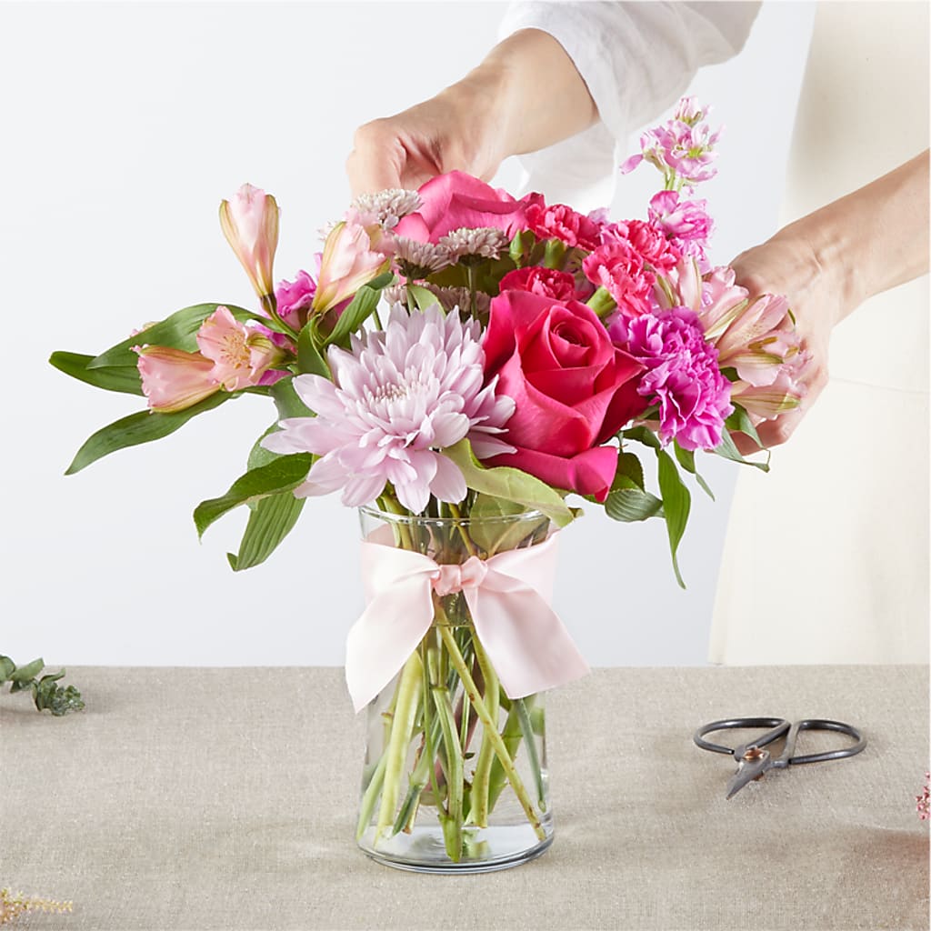 Pink Ribbon - A Florist Original – HELEN'S FLOWERS LLC, Radcliff KY