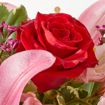 Lucky in Love Bouquet – HELEN'S FLOWERS LLC, Radcliff KY
