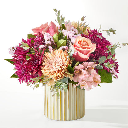 Berry Cobbler Bouquet with Ivory Vase – HELEN'S FLOWERS LLC, Radcliff KY