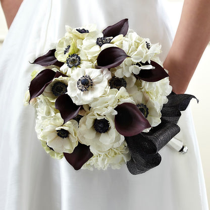 To Have and To Hold Bouquet – HELEN'S FLOWERS LLC, Radcliff KY