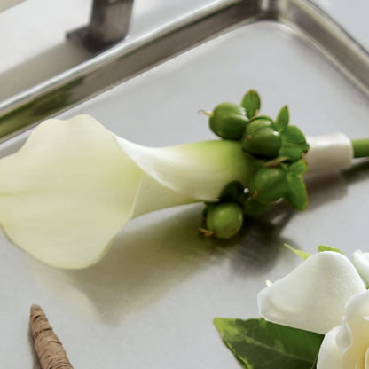 White Calla Boutonniere – HELEN'S FLOWERS LLC, Radcliff KY